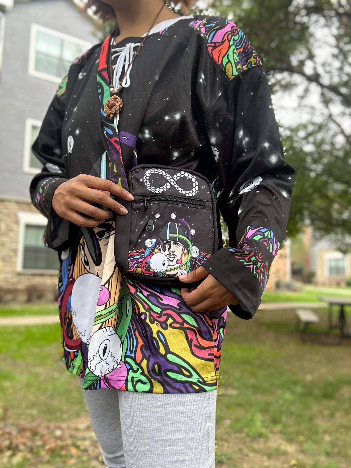 Solid Friend Crossbody bag